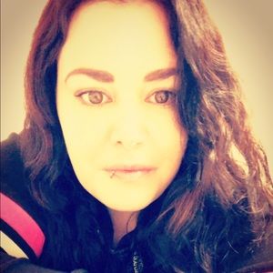 Meet your Posher, Teresa